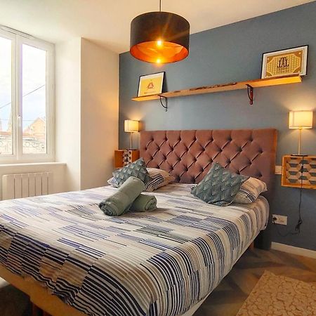 Votre Escale - Magellan Cinema Appartement Niort Buitenkant foto